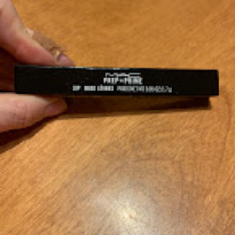 MAC PREP + PRIME LIP Lip Base - Picture 2 of 2